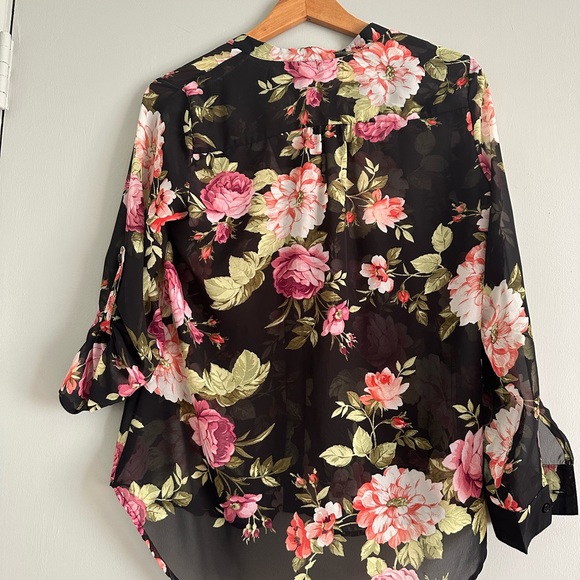 Kut from the kloth button up sheer floral blouse. - Picture 8 of 8